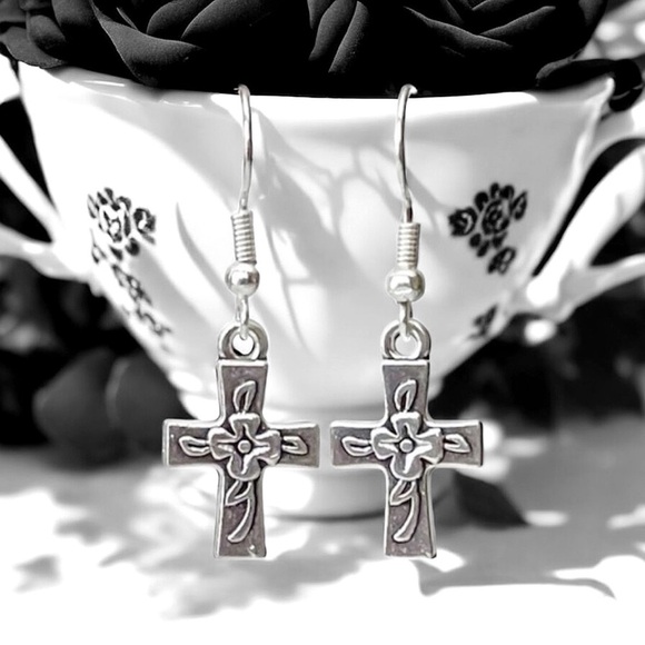 5 For $25💫Silver Rose Cross Earrings - Picture 1 of 3